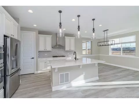 21016 E Radcliff Pl, Aurora, CO 80013 photo 9