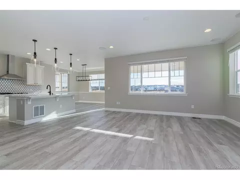 21016 E Radcliff Pl, Aurora, CO 80013 photo 5