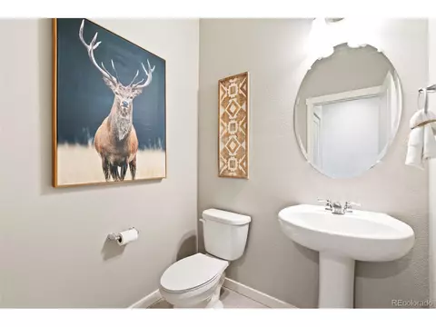 27516 E Byers Pl, Aurora, CO 80018 photo 13