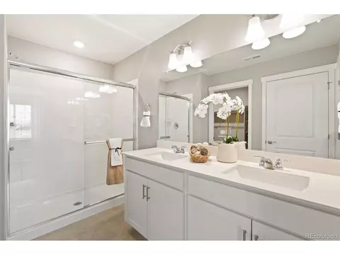 27516 E Byers Pl, Aurora, CO 80018 photo 19