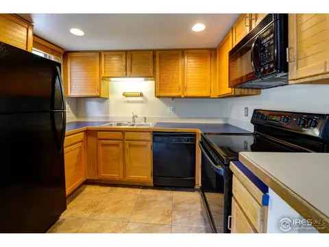 1085 Broadway #7, Boulder, CO 80302 photo 2