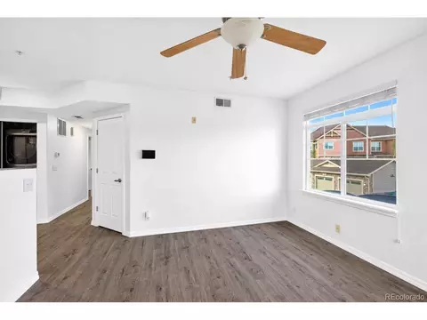 Living - 23525 E Platte Dr #10E, Aurora, CO 80016 photo 2 of 5