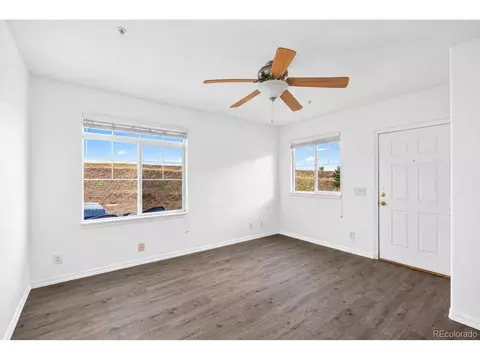 Living - 23525 E Platte Dr #10E, Aurora, CO 80016 photo 5 of 5