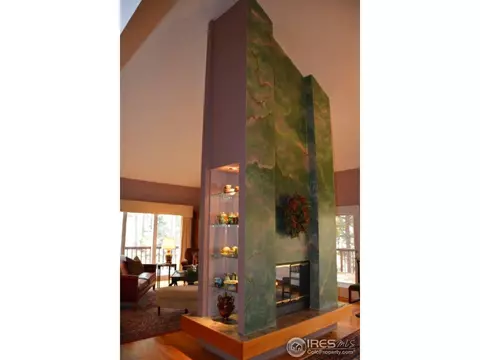 1032 Timber Ln, Boulder, CO 80304 photo 4