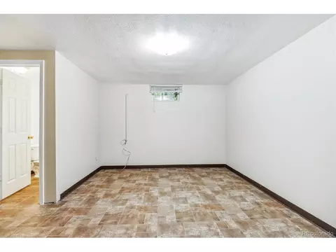 910 S Harrison St, Denver, CO 80209 photo 14