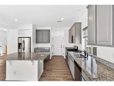 18136 E 53rd Dr, Denver, CO 80249 photo 9