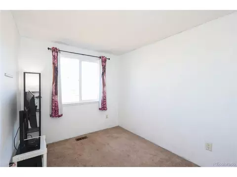 5183 Sable St, Denver, CO 80239 photo 11