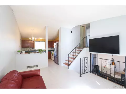 5183 Sable St, Denver, CO 80239 photo 2