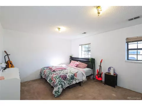 5183 Sable St, Denver, CO 80239 photo 7