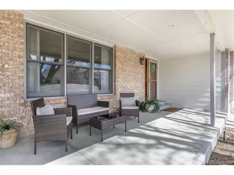 17523 E Dickenson Pl, Aurora, CO 80013 photo 2