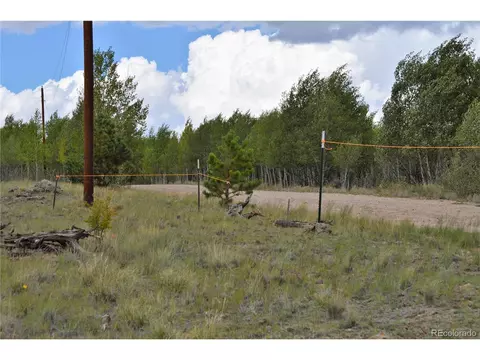798 Hawk Way, Como, CO 80432 photo 2