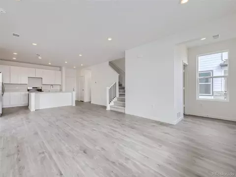 735 Aspen Ave, Bennett, CO 80102 photo 7