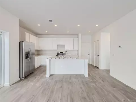 735 Aspen Ave, Bennett, CO 80102 photo 13