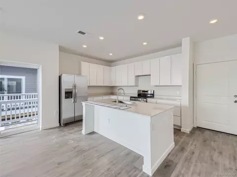 735 Aspen Ave, Bennett, CO 80102 photo 11