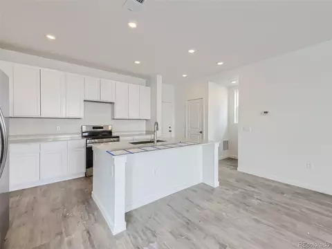 735 Aspen Ave, Bennett, CO 80102 photo 10