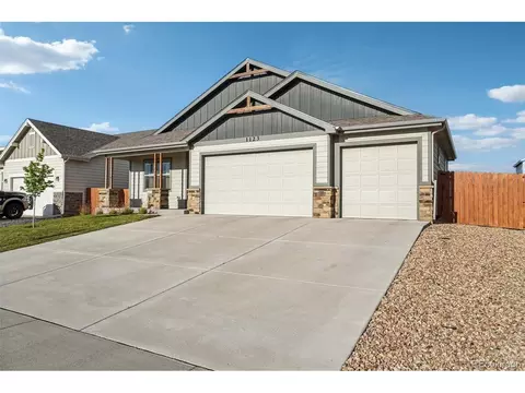1123 Johnson St, Wiggins, CO 80654 photo 2