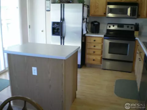 4851 Jasper St, Denver, CO 80239 photo 9