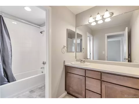 15892 Warner Dr, Denver, CO 80239 photo 14