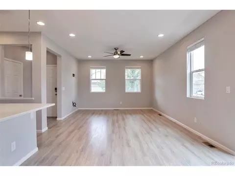 15892 Warner Dr, Denver, CO 80239 photo 9