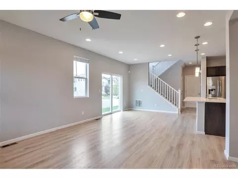 15892 Warner Dr, Denver, CO 80239 photo 10