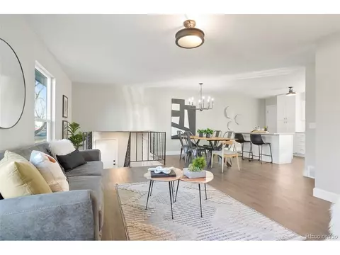 2137 S Memphis St, Aurora, CO 80013
