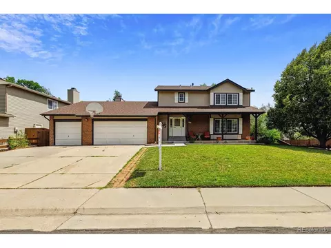 902 Chimney Rock Rd, Highlands Ranch, CO 80126