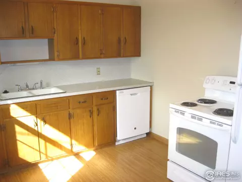 379 Delaware St, Sterling, CO 80751 photo 8