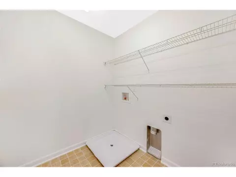 26070 E Davies Dr, Aurora, CO 80016 photo 18