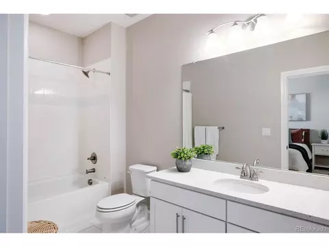 27073 E Quarto Ave, Aurora, CO 80016 photo 22