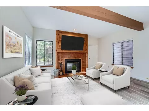 2685 S Dayton Way #212, Denver, CO 80231
