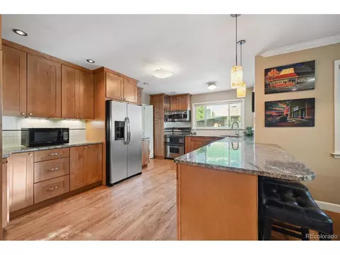 1050 Cody St, Lakewood, CO 80215 photo 7