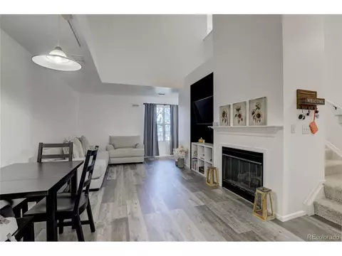 18821 E Water Dr #E, Aurora, CO 80013 photo 2
