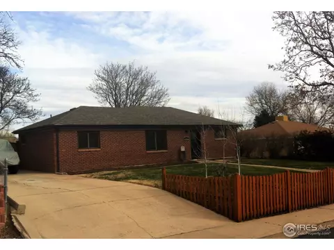 951 Ash Ct, Thornton, CO 80229 photo 2