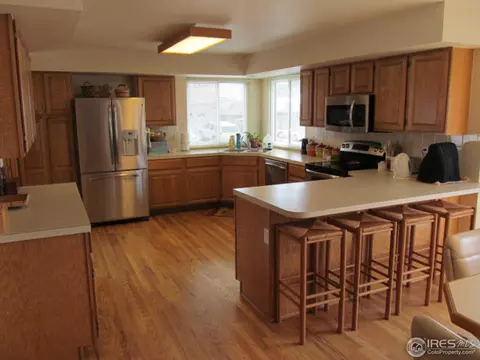 2456 Mapleton Cir, Longmont, CO 80503 photo 2