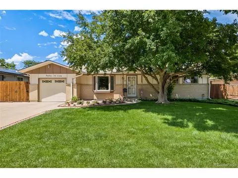 8565 W Utah Ave, Lakewood, CO 80232