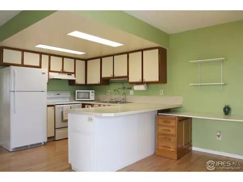 421 S 8th St, Berthoud, CO 80513 photo 4
