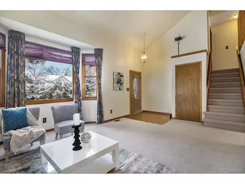 17489 Eldorado Cir, Aurora, CO 80013 photo 2