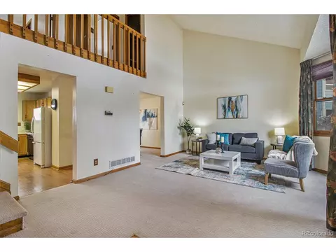 17489 Eldorado Cir, Aurora, CO 80013 photo 3