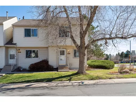 4290 S Mobile Cir #A, Aurora, CO 80013