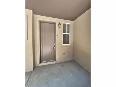 6715 S Winnipeg Cir #102, Aurora, CO 80016