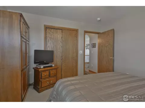 312 E Nebraska Ave, Berthoud, CO 80513 photo 11