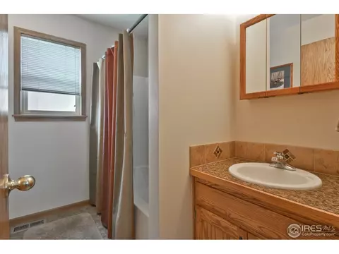 312 E Nebraska Ave, Berthoud, CO 80513 photo 12