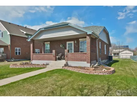 312 E Nebraska Ave, Berthoud, CO 80513 photo 2