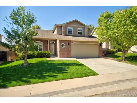 5483 S Versailles St, Aurora, CO 80015