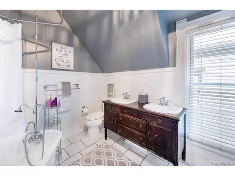 1637 S Logan St, Denver, CO 80210 photo 22