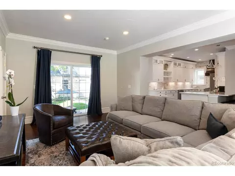 1637 S Logan St, Denver, CO 80210 photo 17