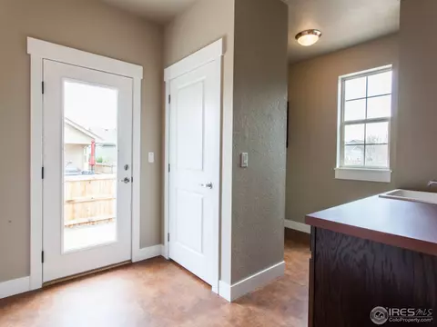 680 Torreys Peak Ln, Berthoud, CO 80513 photo 2