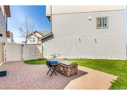 Exterior - 18639 E 50th Pl, Denver, CO 80249 photo 4 of 5