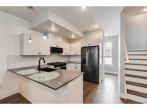1284 Stuart St, Denver, CO 80204