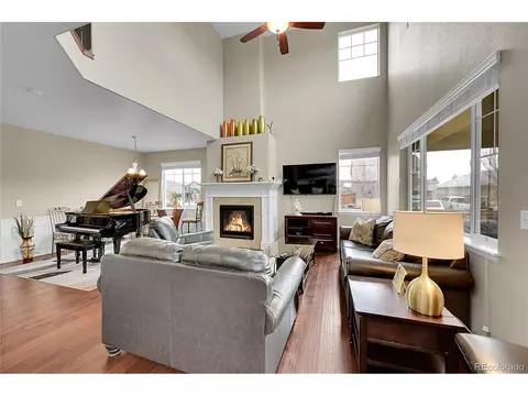 492 N Jackson Gap Way, Aurora, CO 80018 photo 4